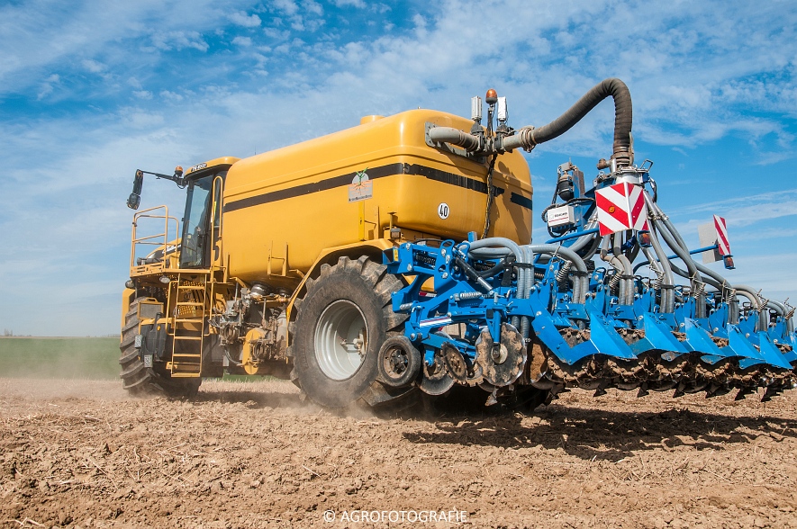 CARRE-INRO_Challenger-Terragator-Strip-till (2)