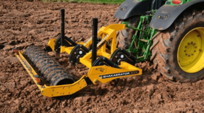 Primaire Bodembewerking _ SHAKAERATOR 3000 cultivator